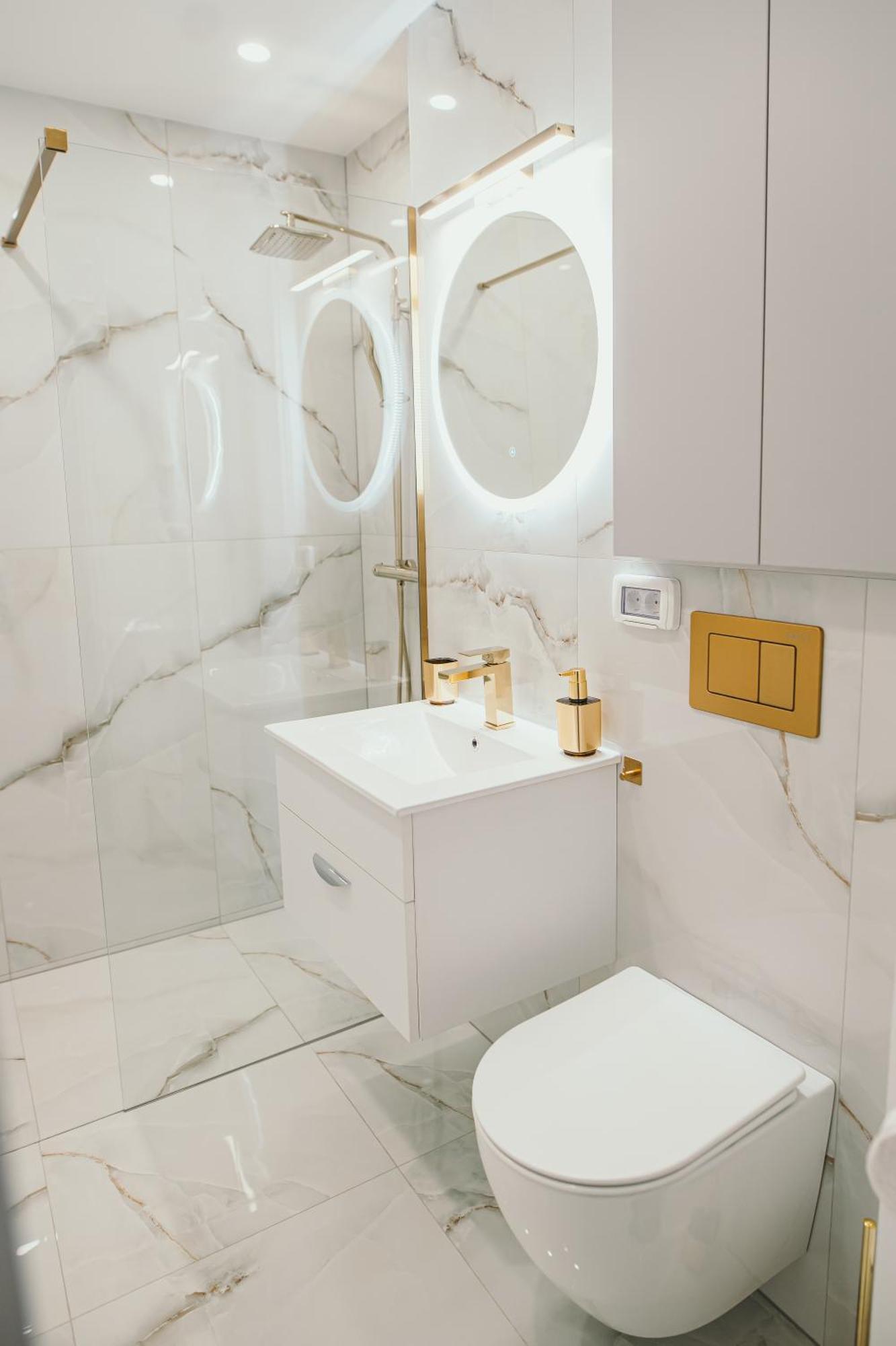 Exclusiv Est One Apartment Drobeta Turnu Severin Exterior photo